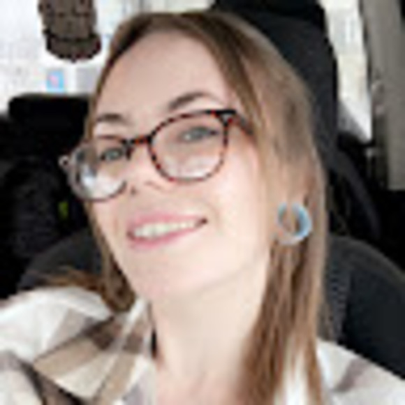 Meet your Posher, Jess - Picture 1 of 1